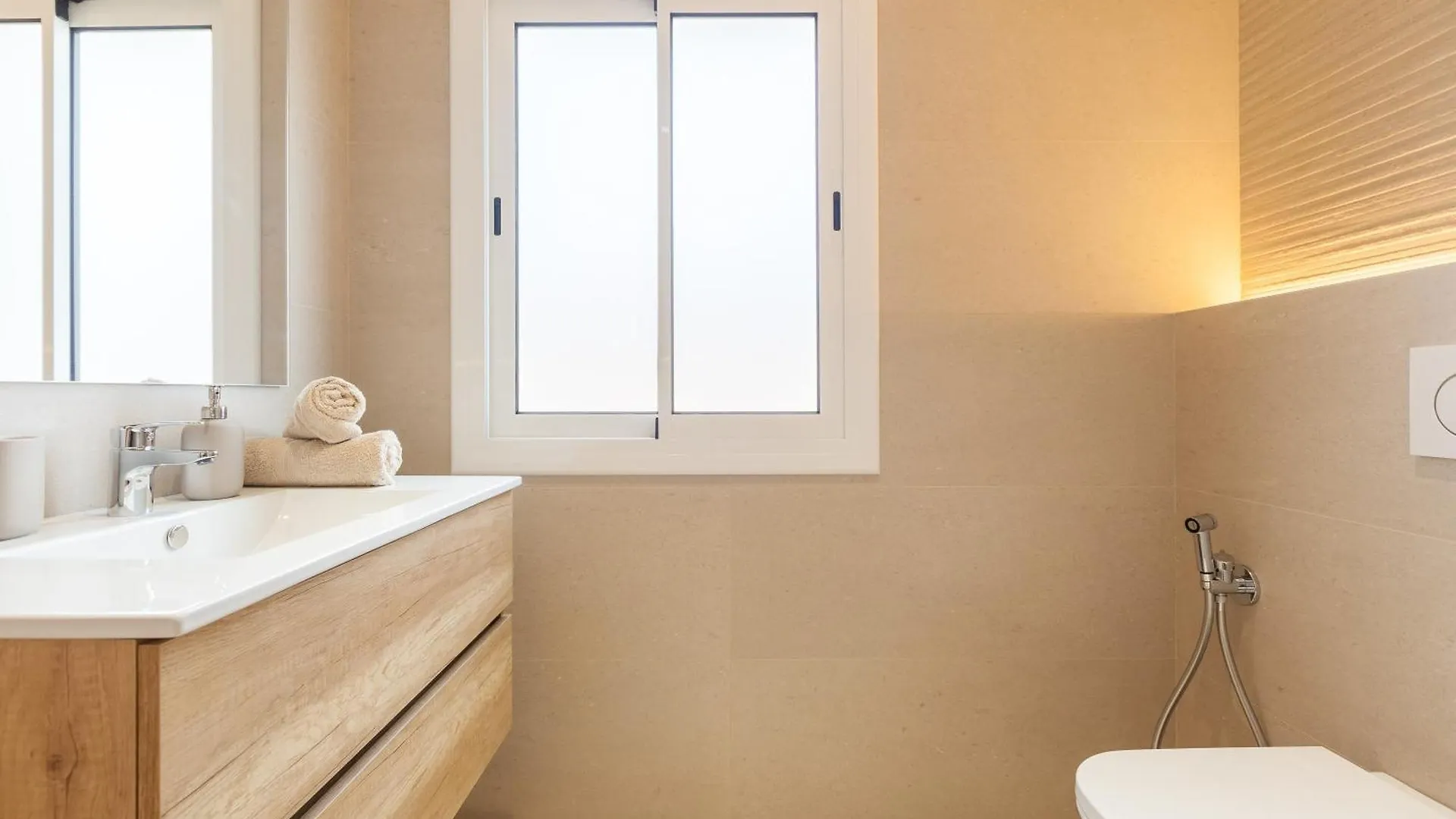 קאנט דה מאר Blue Coast Apartment ספרד